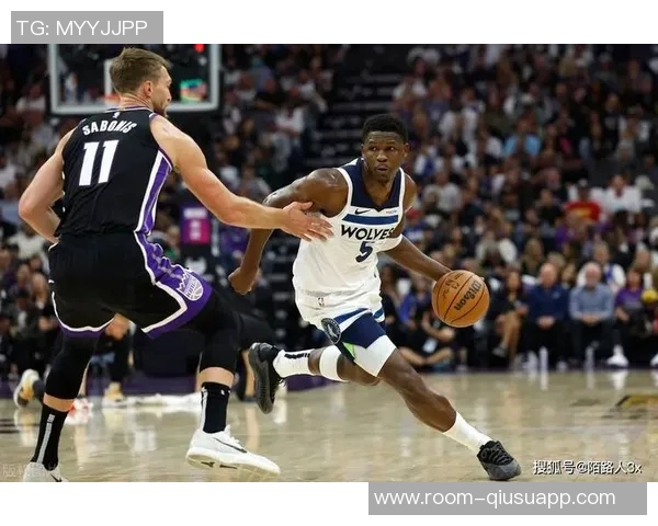 爱德华兹复出表现惊艳末节连中高难三分狂砍55分险些逆转比赛